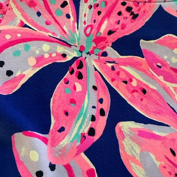 Lilly Pulitzer beautiful bright colored dress with gold buttons on shoulder. - Picture 5 of 8